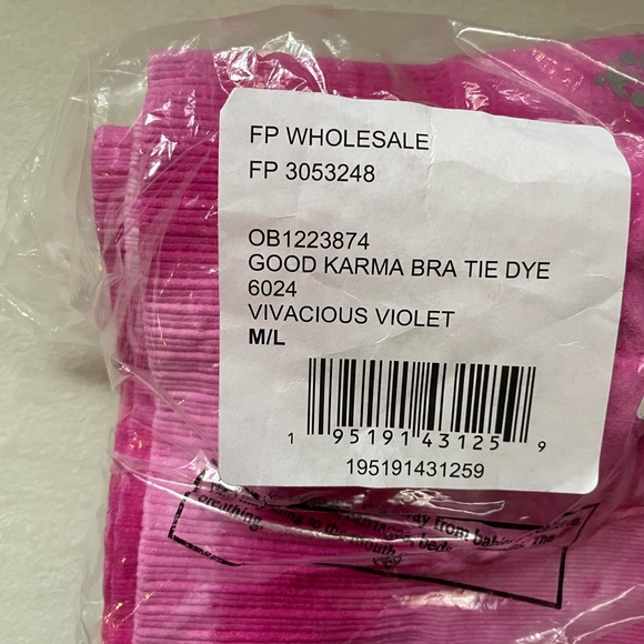 NWT Free People Movement Good Karma Bra crop Top Pink Tie Dye Size M/L - Picture 4 of 9